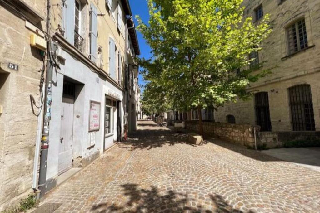 La Tour Des Teinturiers - Ac Clim - Wifi - Balcon Apartment Avignon Bagian luar foto